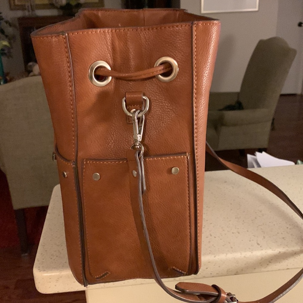 Design Lab Bucket Bag - Picture 3 of 7